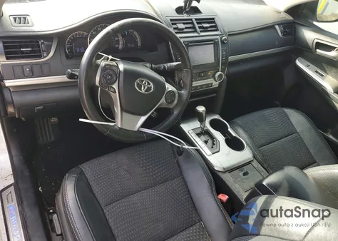 2012 Toyota Camry Base z USA, uszkodzony, nr VIN 4T1BF1FK4CU618016